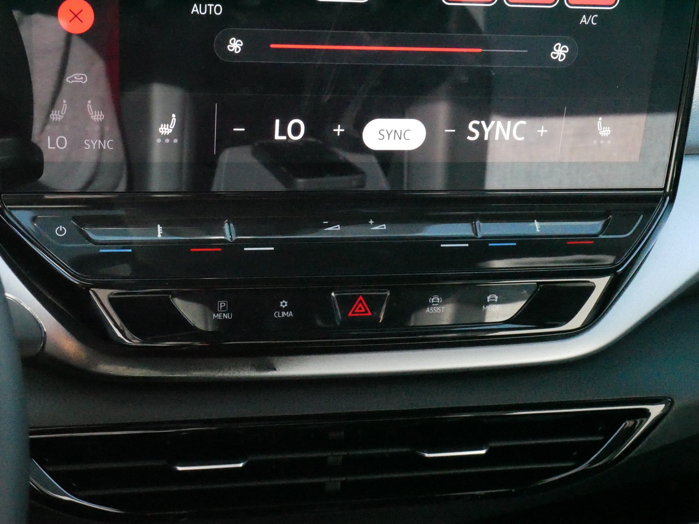Certified 2023 Volkswagen ID.4 Pro RWD image 23