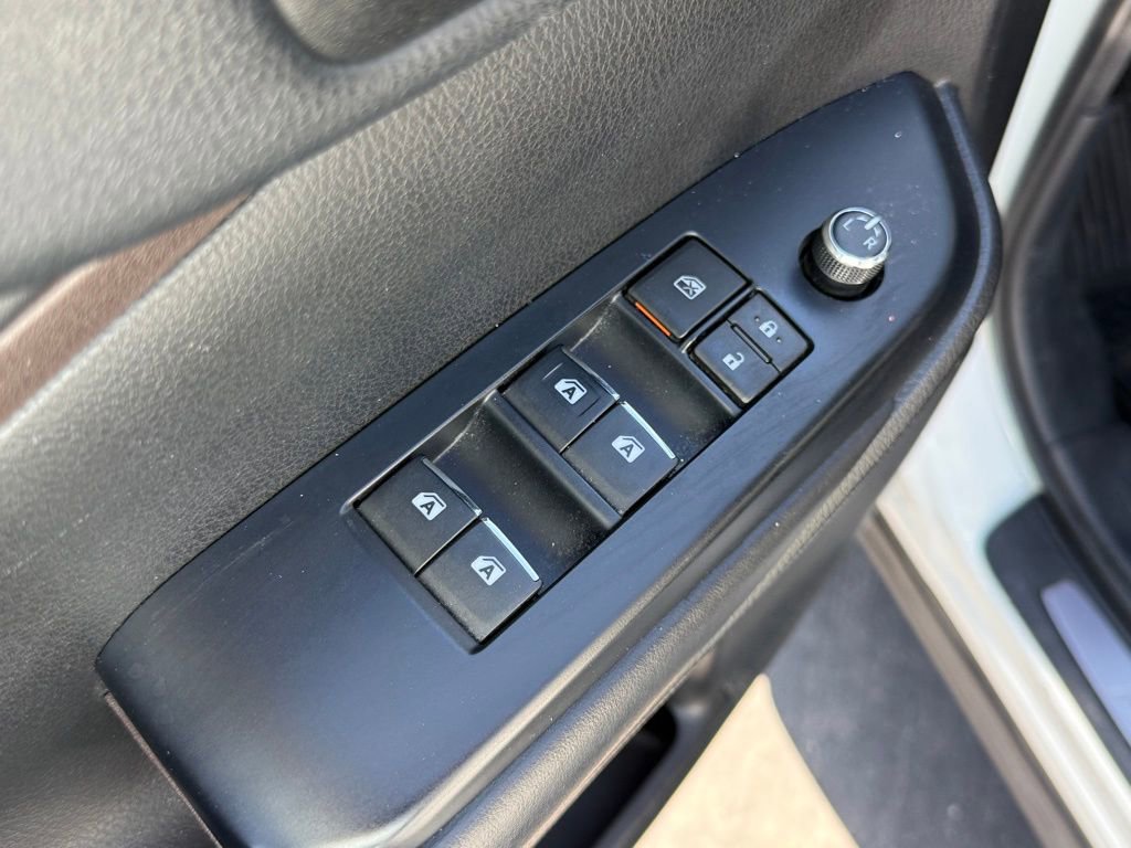 Used 2018 Toyota Highlander Limited Platinum image 9