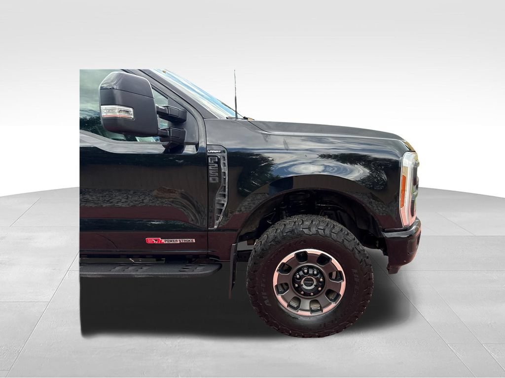 Used 2023 Ford F250 Lariat w/ Tremor Off-Road Package AWD/4WD image 31