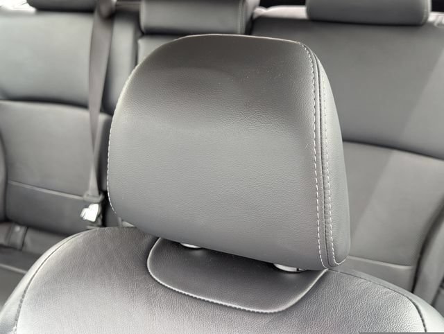 Used 2019 Subaru Outback 2.5i Limited AWD/4WD image 18
