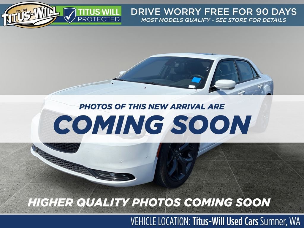 Used 2023 Chrysler 300 S image 3