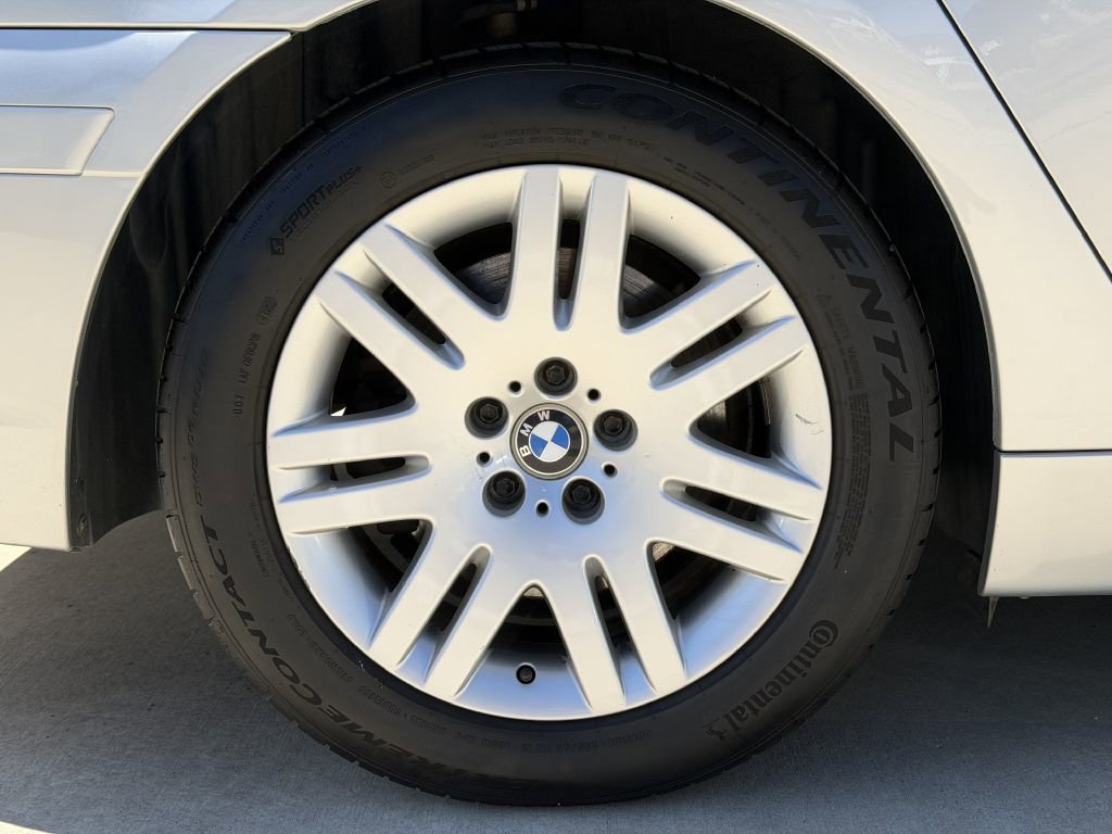 Used 2002 BMW 745i image 17