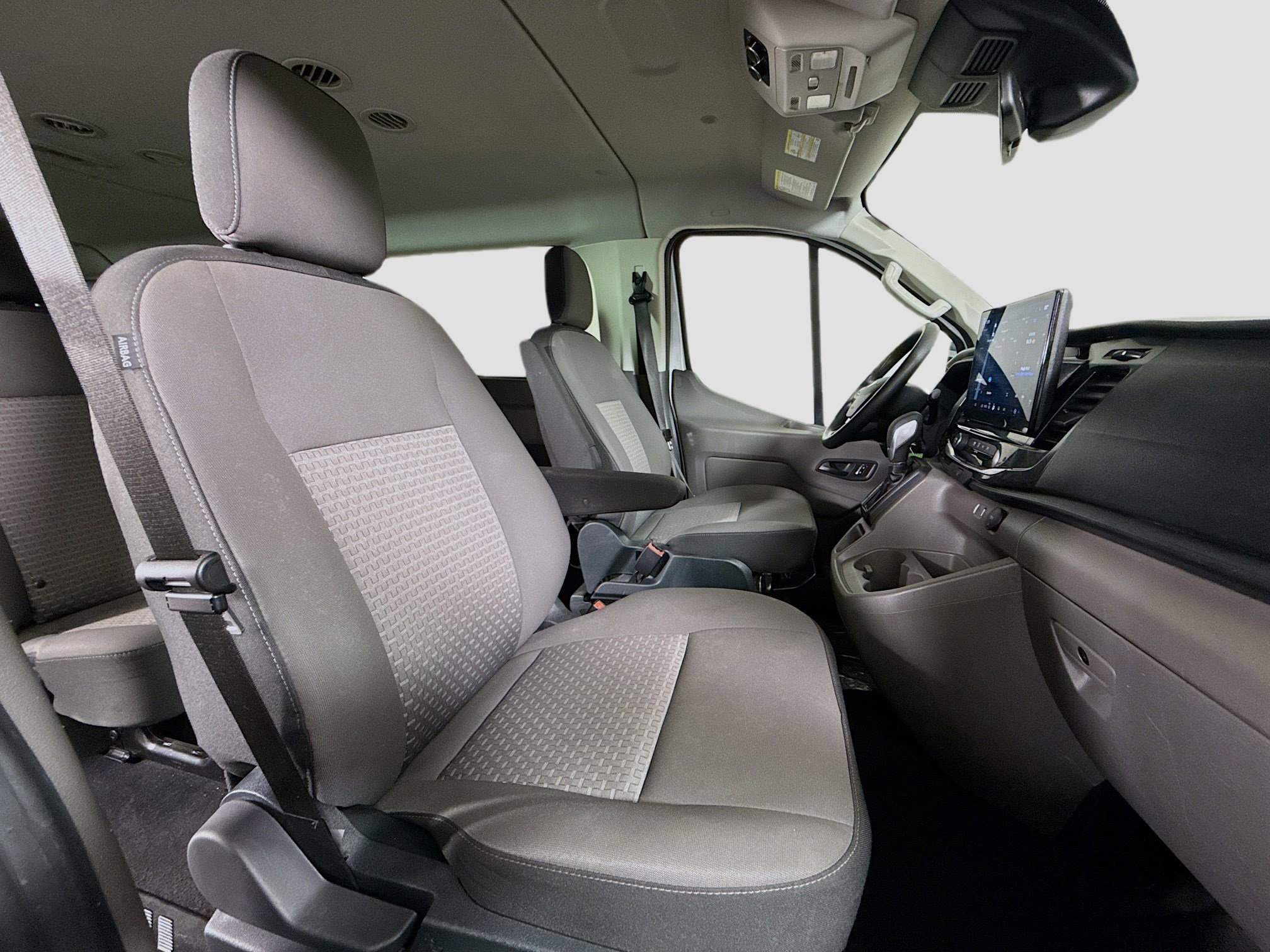 Used 2023 Ford Transit 350 XLT image 28