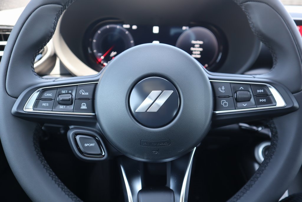 New 2025 Dodge Hornet GT image 3