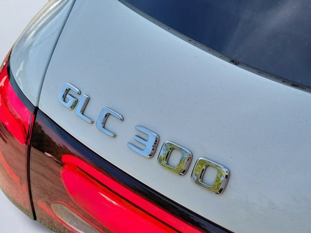Used 2025 Mercedes-Benz GLC 300 image 5