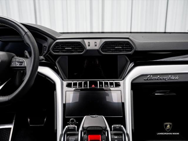 Used 2019 Lamborghini Urus AWD/4WD image 33