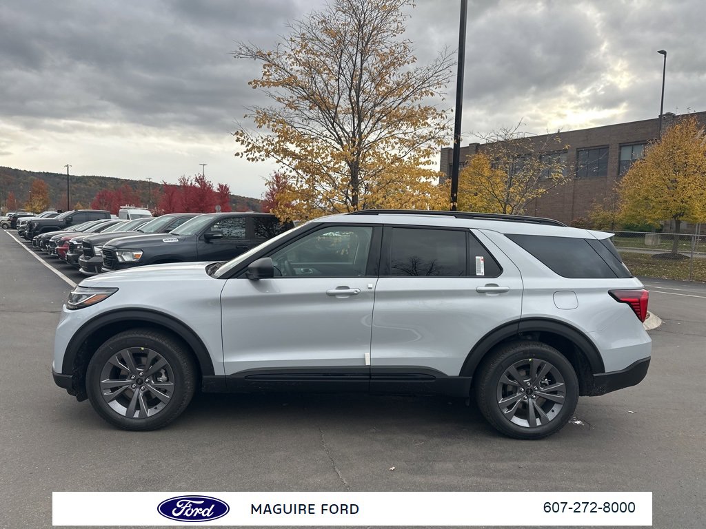 New 2026 Ford Explorer Active w/ Active Comfort Package image 9