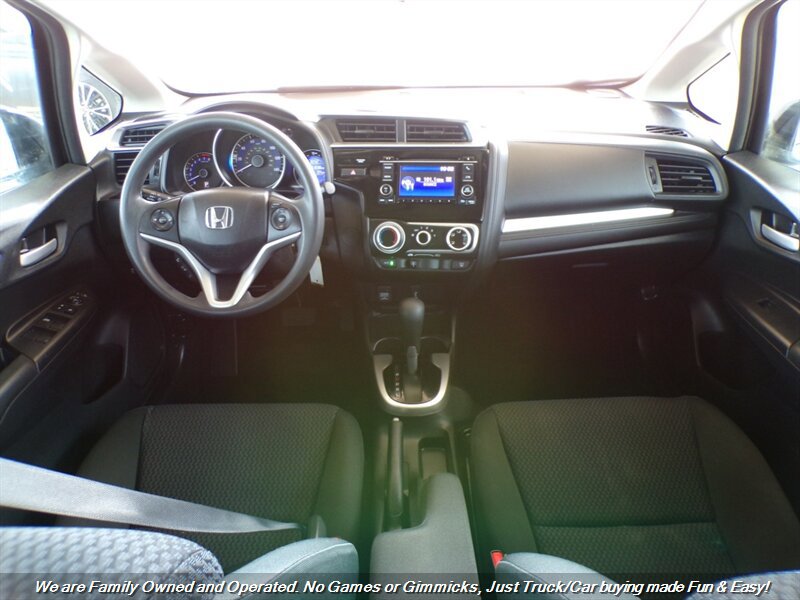 Used 2019 Honda Fit LX image 30