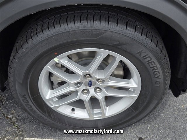 New 2025 Ford Explorer Active w/ Active Comfort Package image 14