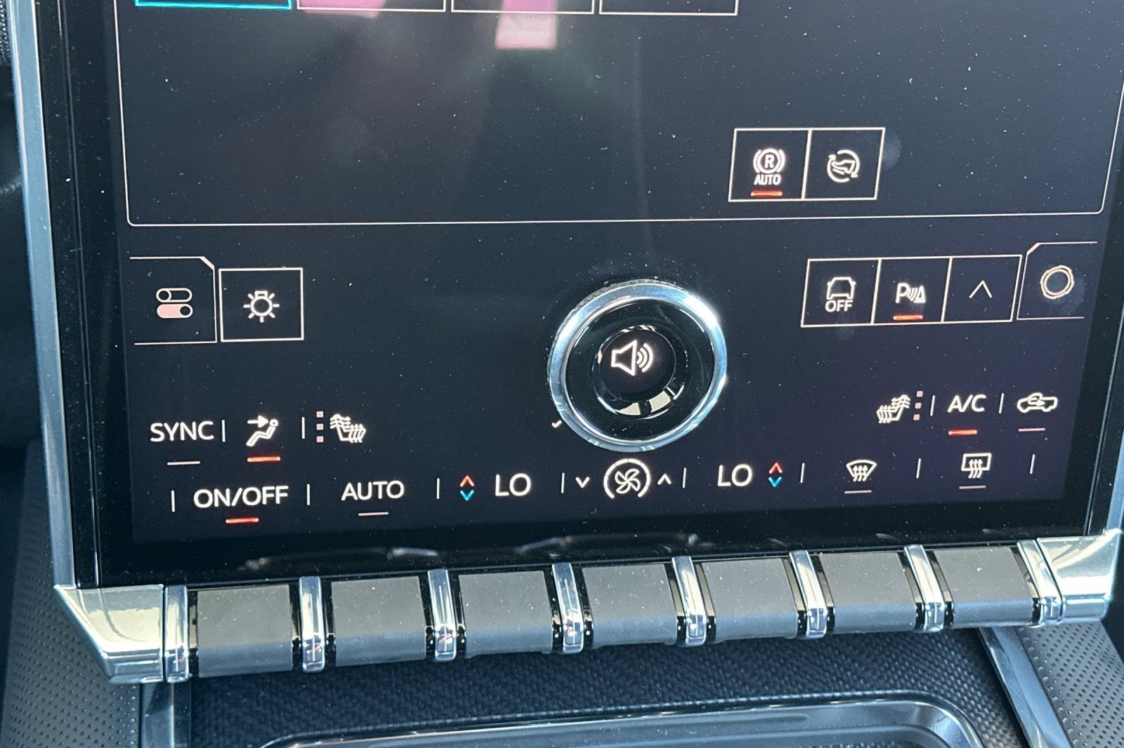 New 2026 GMC Sierra EV Elevation image 18