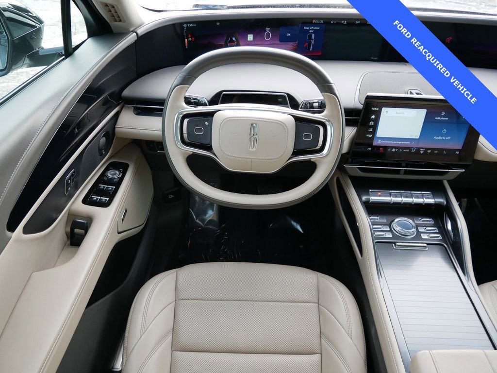 Used 2024 Lincoln Nautilus Premier w/ Equipment Group 102A image 11