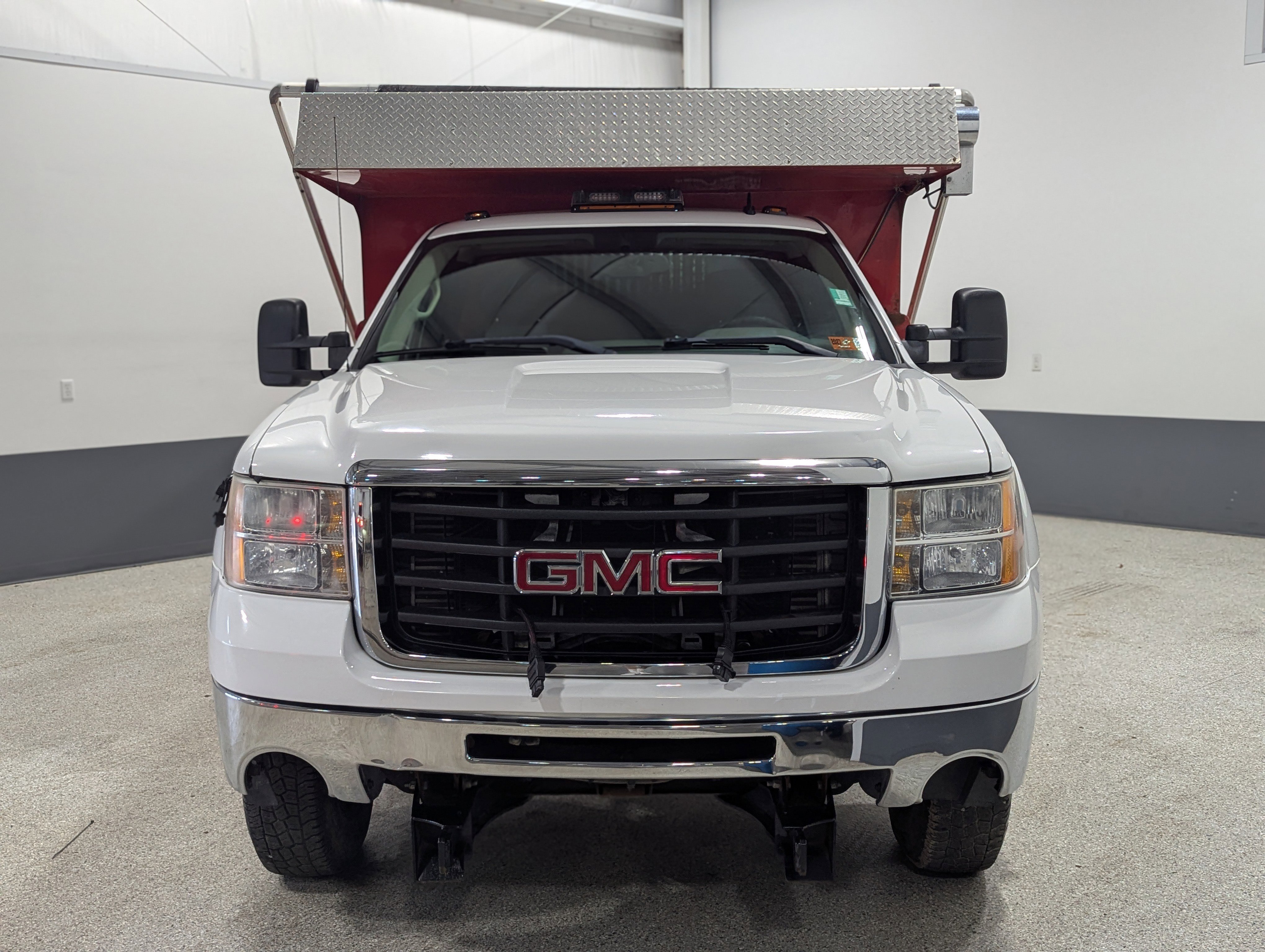 Used 2007 GMC Sierra 3500 W/T image 8