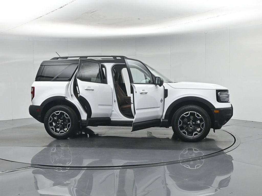 New 2026 Ford Bronco Sport Outer Banks w/ Outer Banks Tech Package+ AWD/4WD image 35