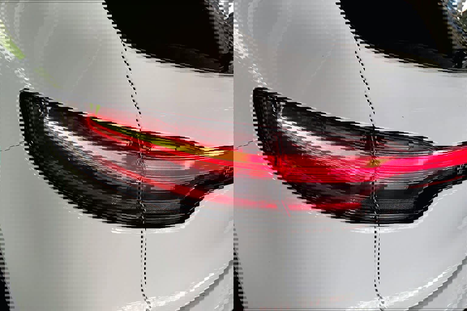 Used 2023 Porsche Macan GTS image 28