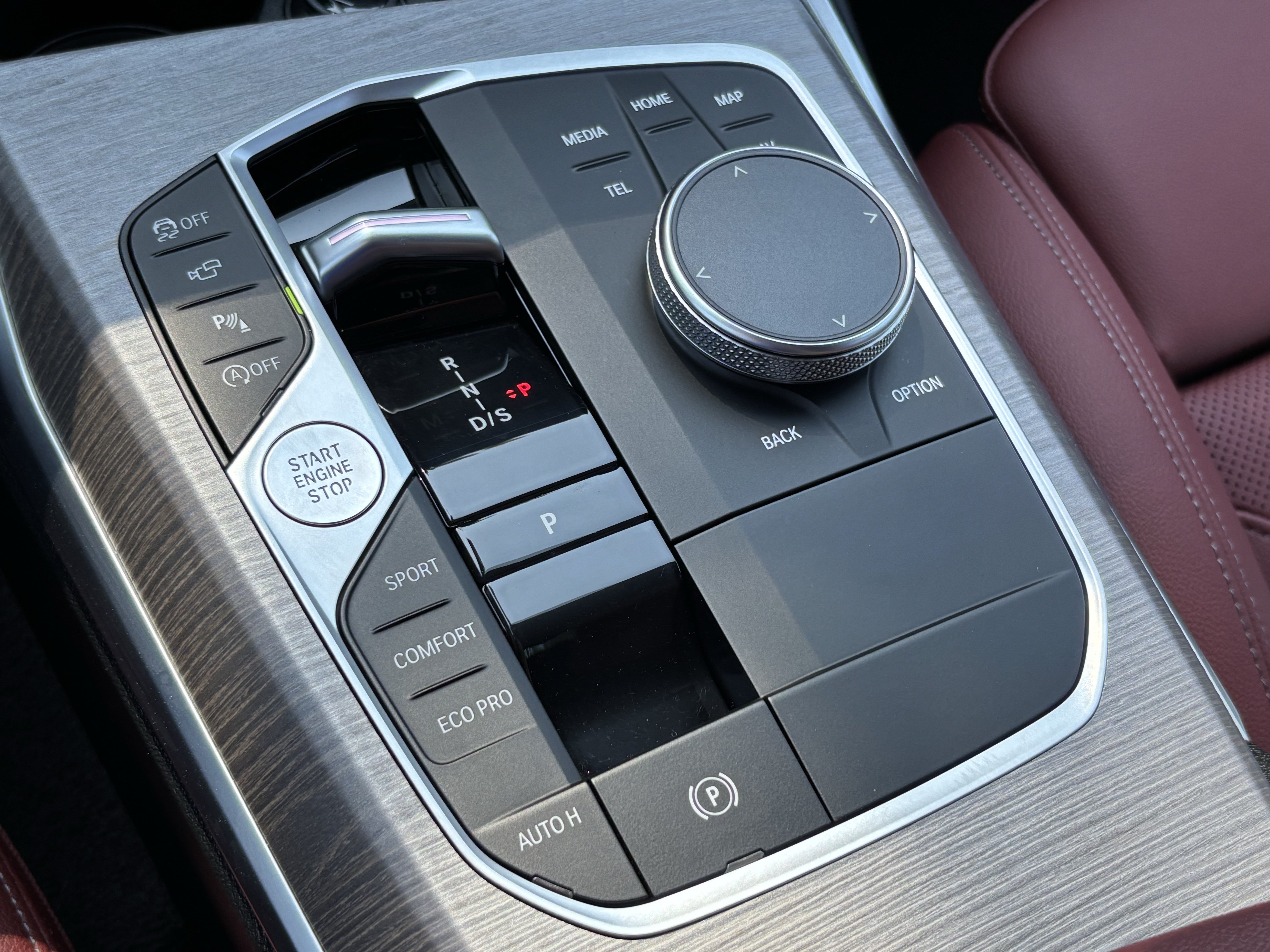 Certified 2025 BMW 330i Sedan RWD image 26