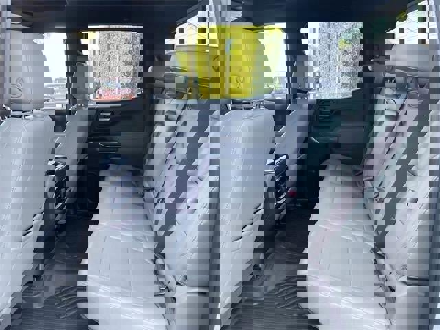 Used 2022 Chevrolet Silverado 1500 LTZ image 38