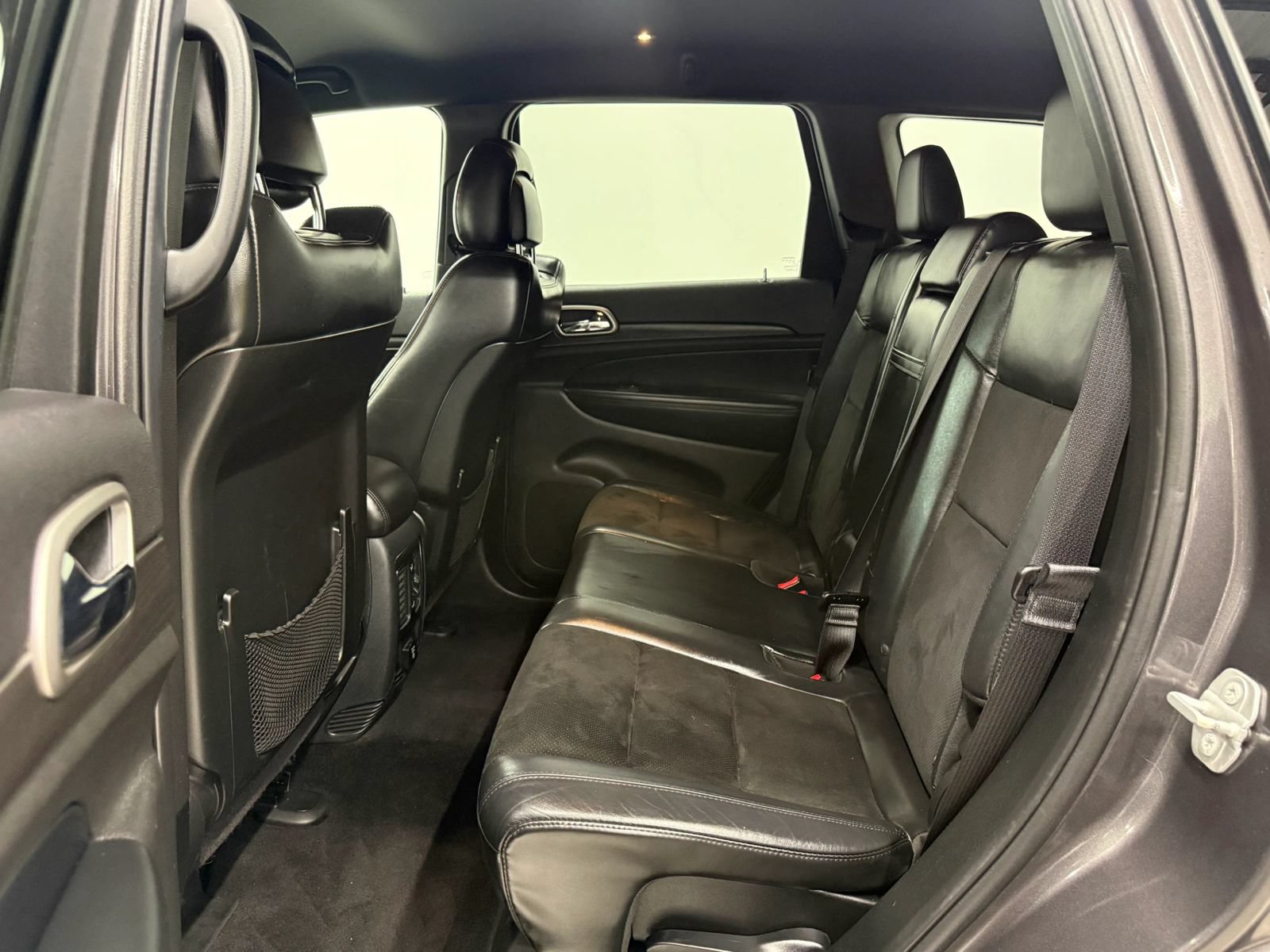 Used 2018 Jeep Grand Cherokee Altitude AWD/4WD image 19