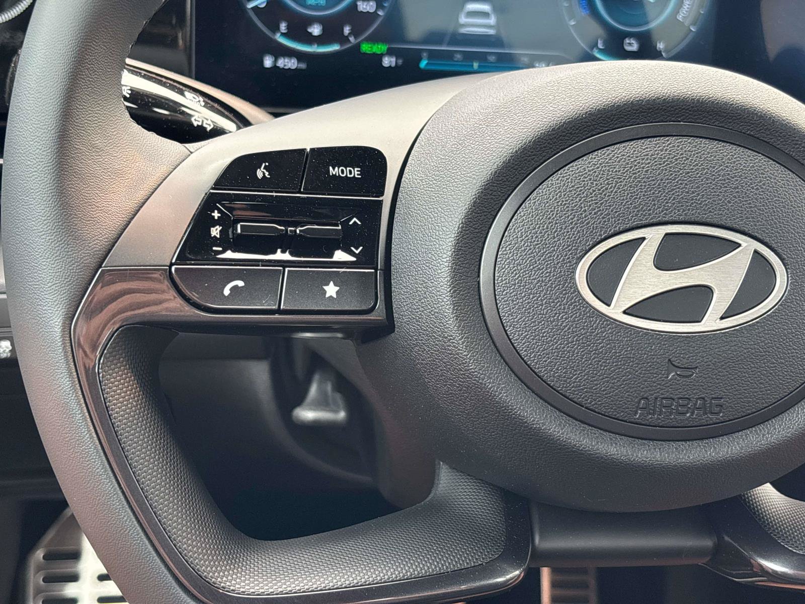 Certified 2026 Hyundai Elantra SEL FWD image 21