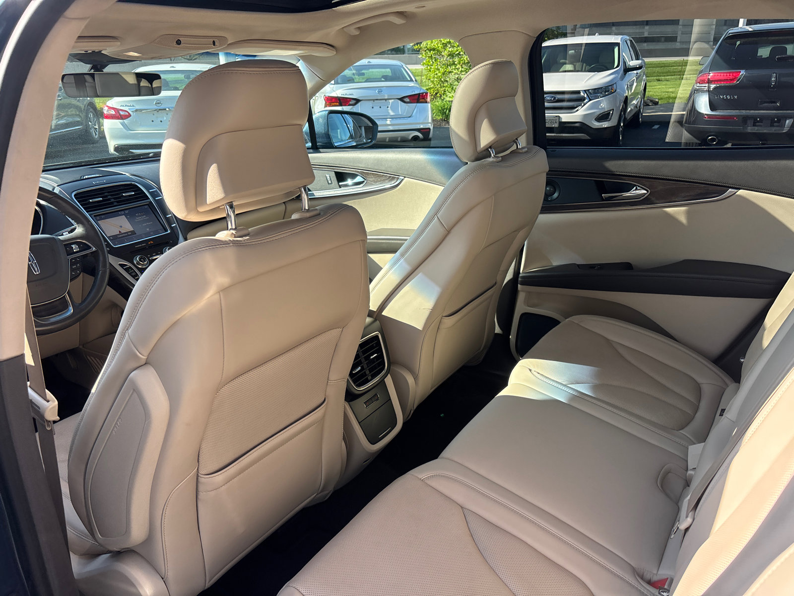 Used 2019 Lincoln Nautilus Reserve FWD image 26