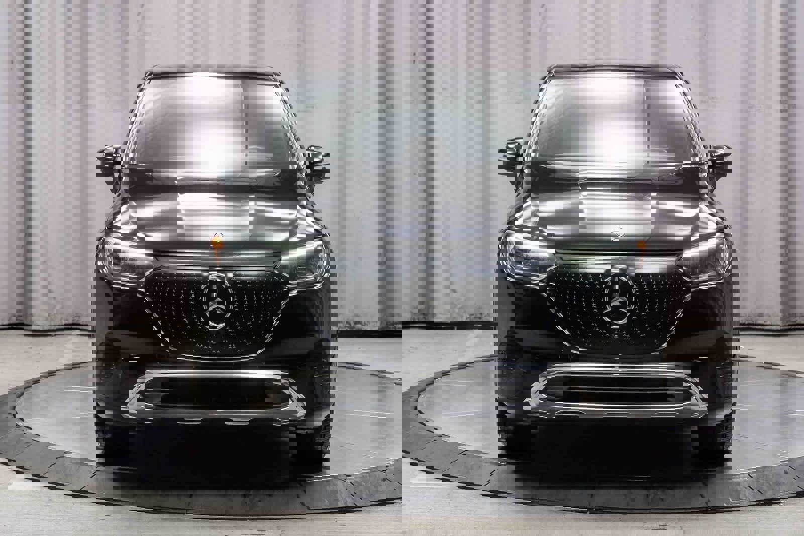 Certified 2023 Mercedes-Benz EQE 350+ 4MATIC SUV w/ Exclusive Trim Package image 2