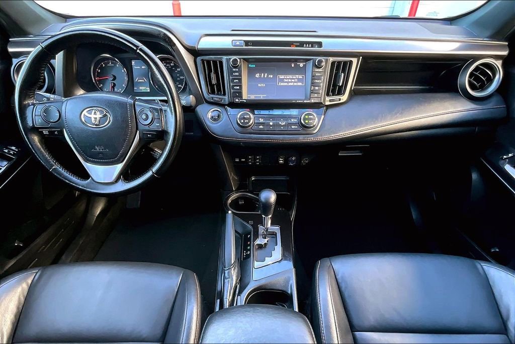 Used 2018 Toyota RAV4 SE w/ Advanced Technology Package image 7