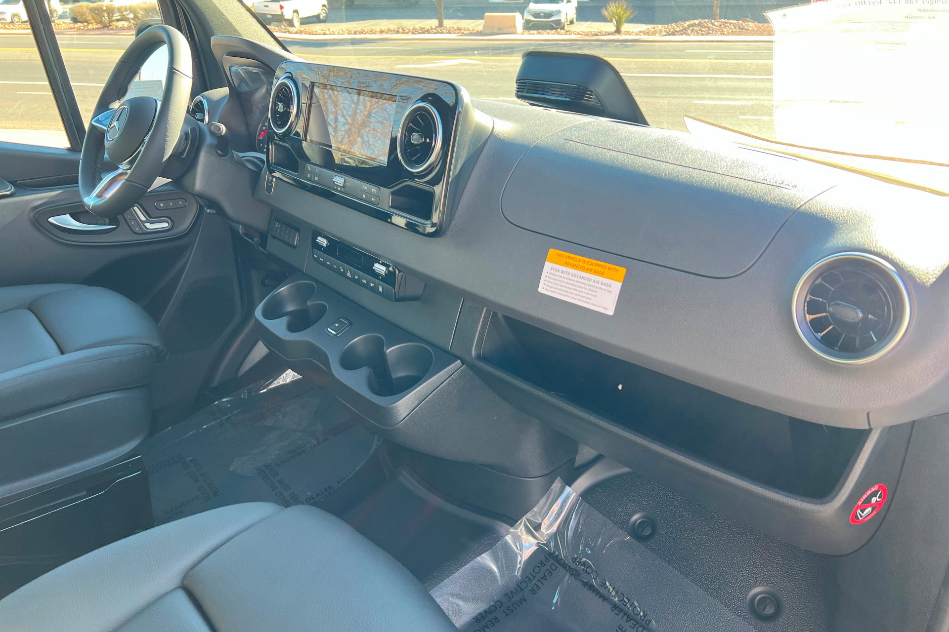 New 2025 Mercedes-Benz Sprinter 2500 image 22