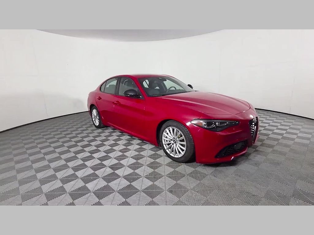 Used 2024 Alfa Romeo Giulia Sprint RWD image 34