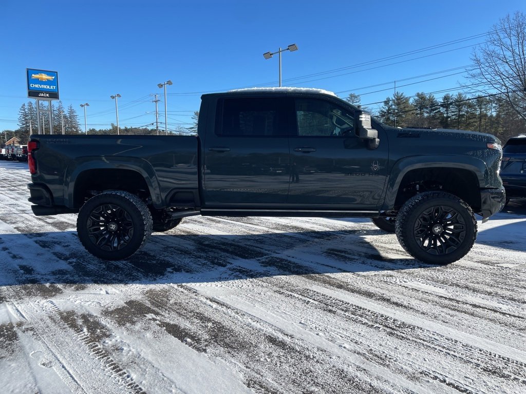 Used 2025 Chevrolet Silverado 2500 LTZ w/ Trail Boss Package image 10