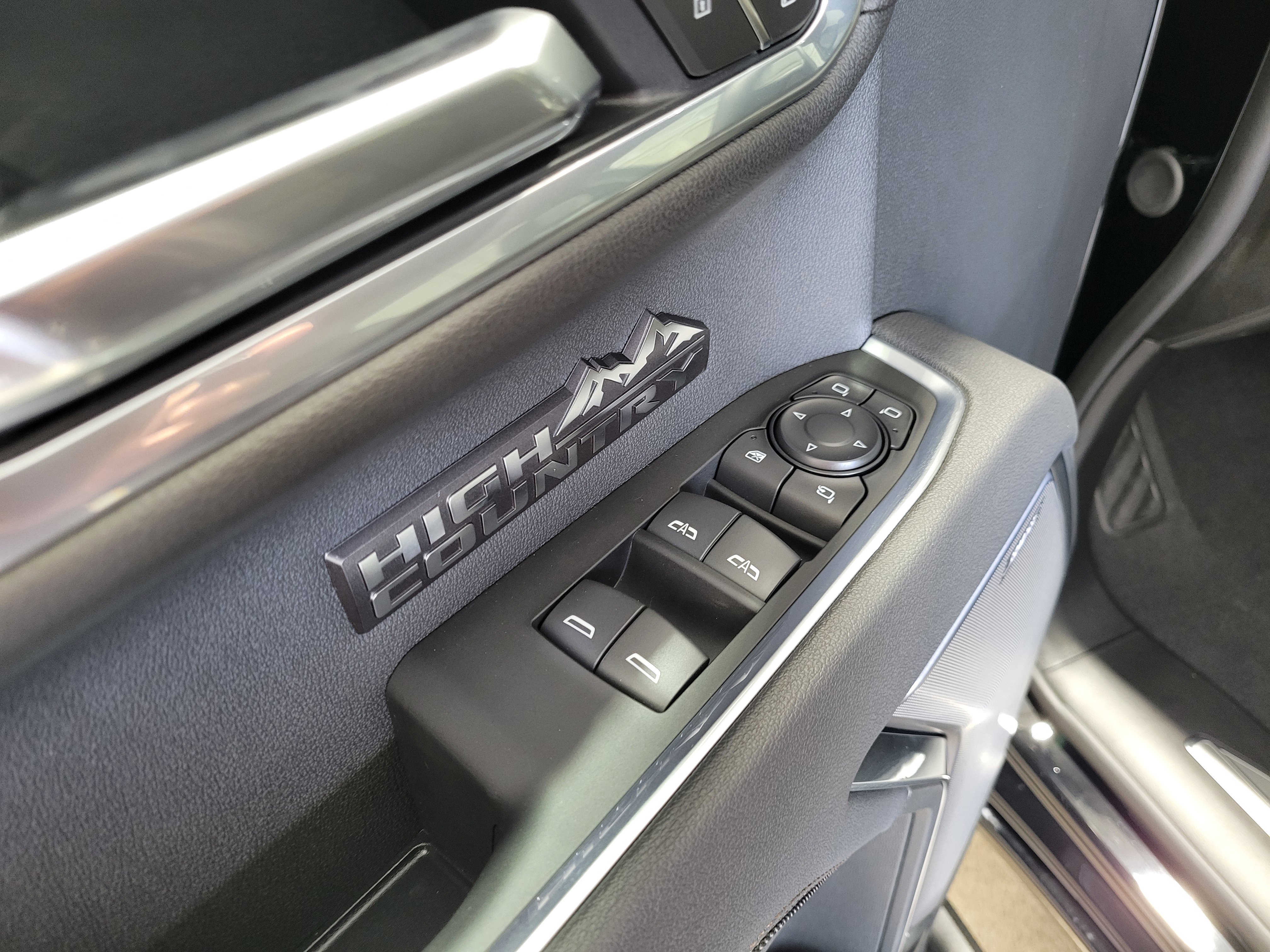 New 2026 Chevrolet Silverado 1500 High Country w/ Midnight Edition image 34