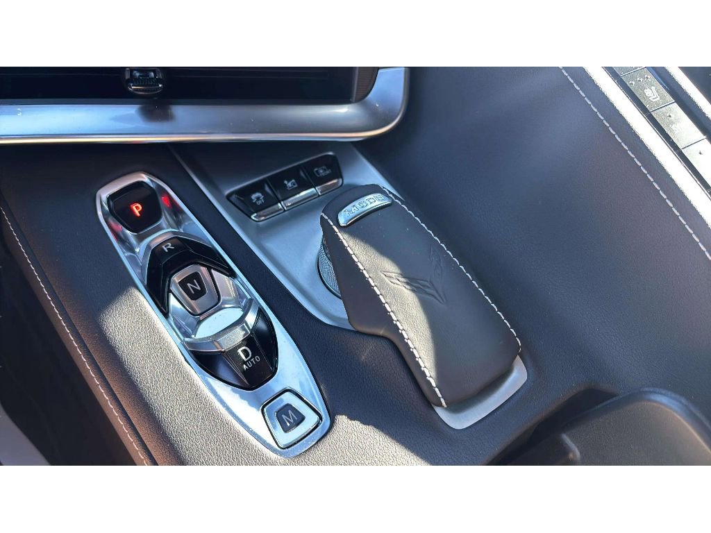 Used 2024 Chevrolet Corvette Stingray Preferred Cpe w/ Z51 Performance Package RWD image 26