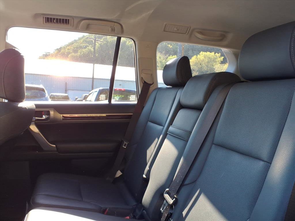 Used 2019 Lexus GX 460 Premium image 11