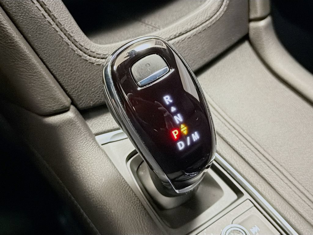 Used 2023 Cadillac XT5 Sportv AWD/4WD image 19