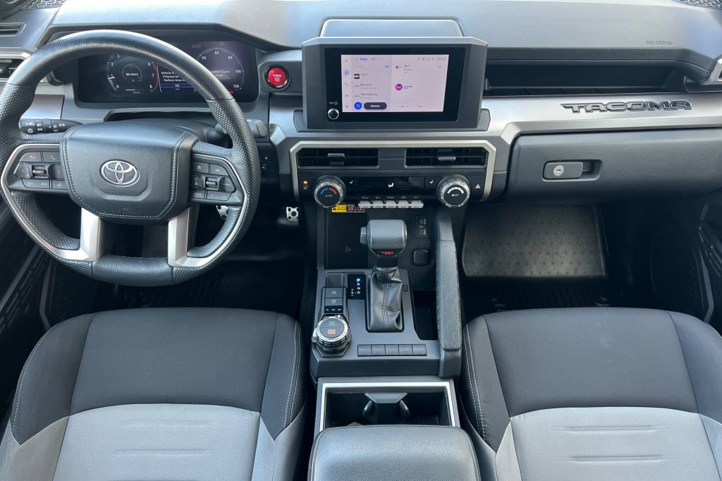 Used 2024 Toyota Tacoma TRD Sport image 10
