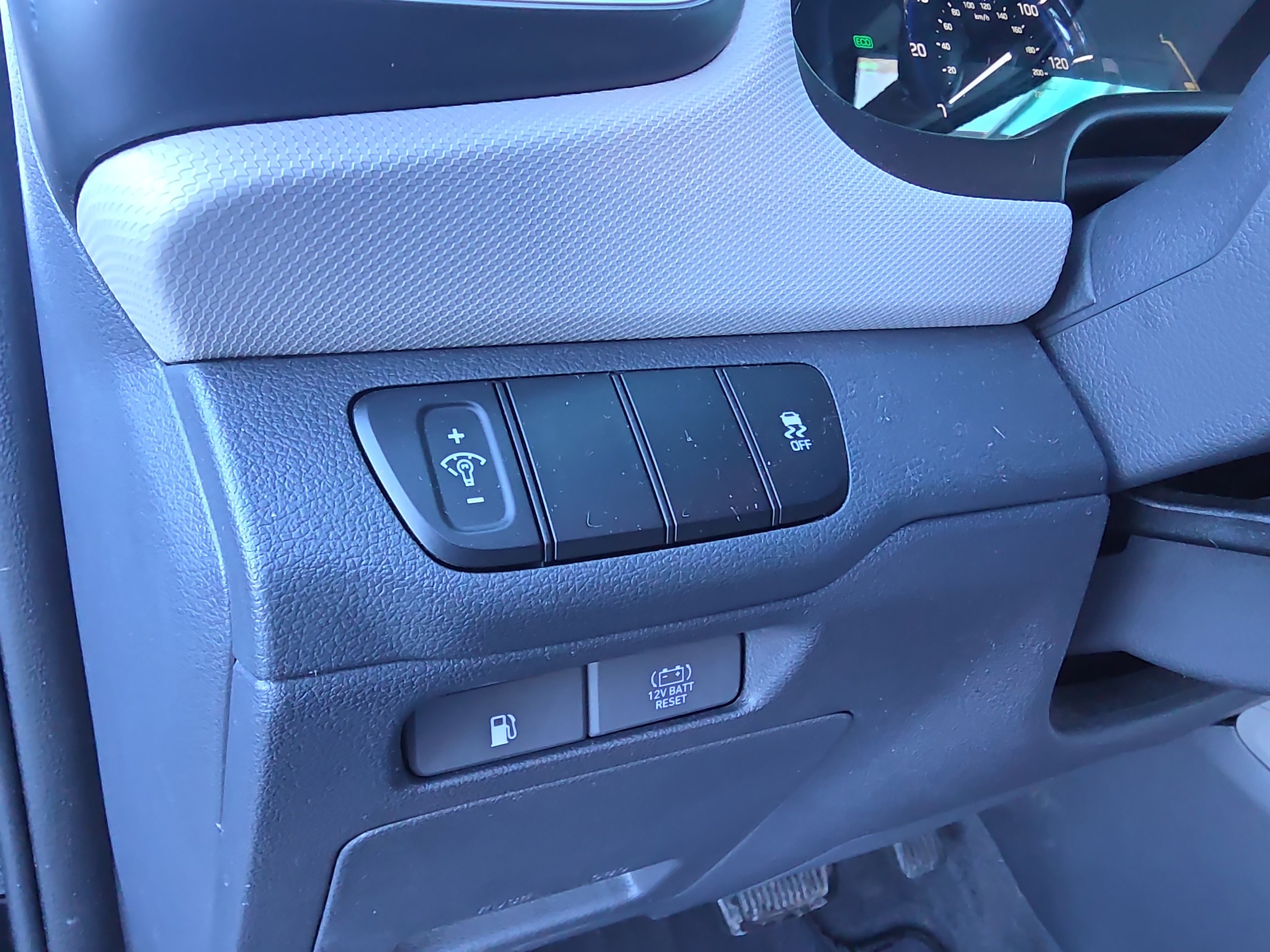 Used 2019 Hyundai Ioniq Blue image 17