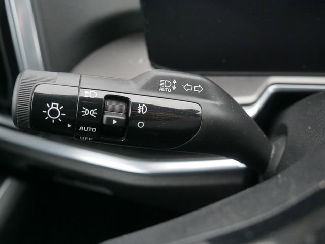 Used 2025 Kia Sorento SX image 21