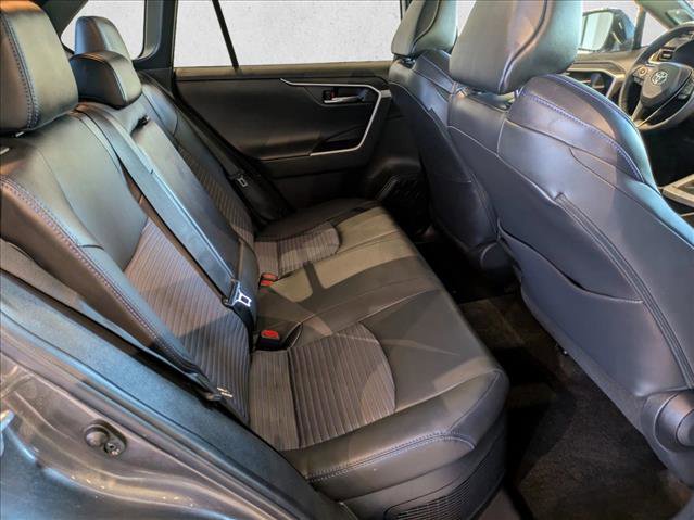 Used 2021 Toyota RAV4 XSE image 20