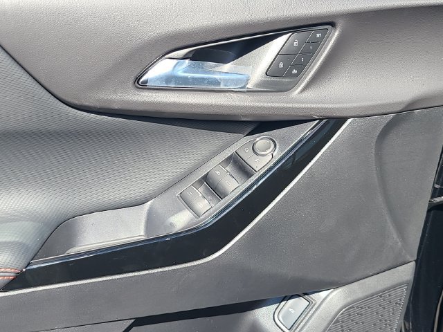 New 2027 Chevrolet Equinox RS w/ Safety and Technology Package FWD image 23