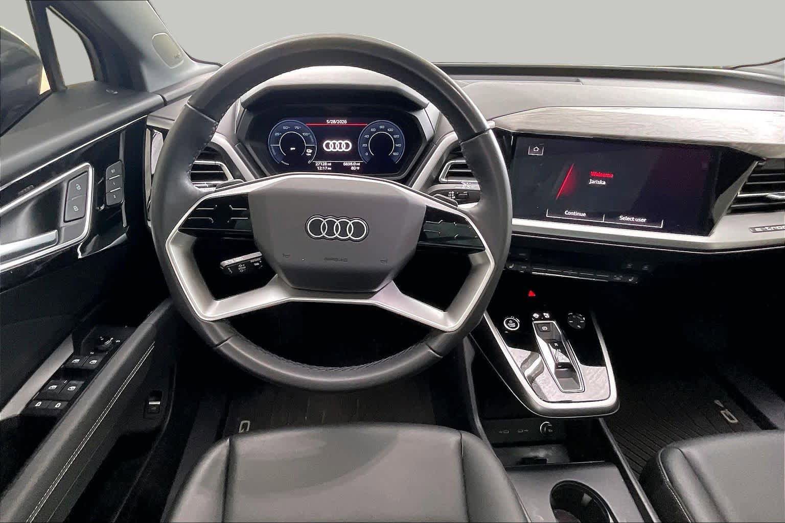Used 2024 Audi Q4 e-tron Premium Plus w/ Premium Plus AWD/4WD image 5