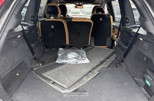 Used 2024 Volvo XC90 T8 Ultimate w/ Protection Package Premier AWD/4WD image 7