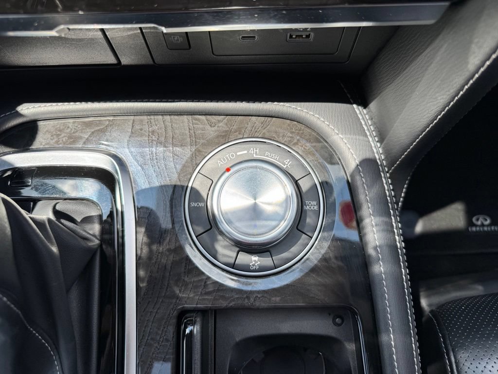 Used 2023 INFINITI QX80 Sensory w/ Cargo Package AWD/4WD image 29