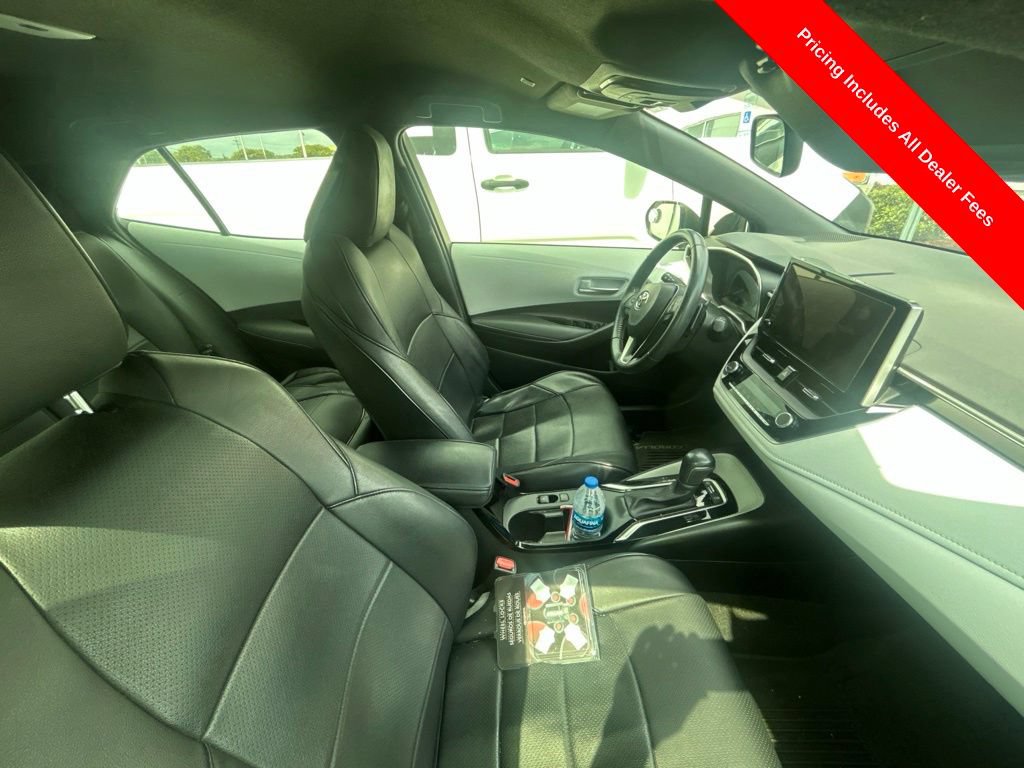 Used 2024 Toyota Corolla SE FWD image 3