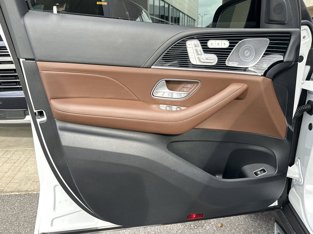 Used 2025 Mercedes-Benz GLE 350 4MATIC image 10