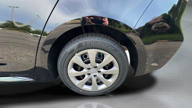 Used 2025 Toyota Corolla LE image 16