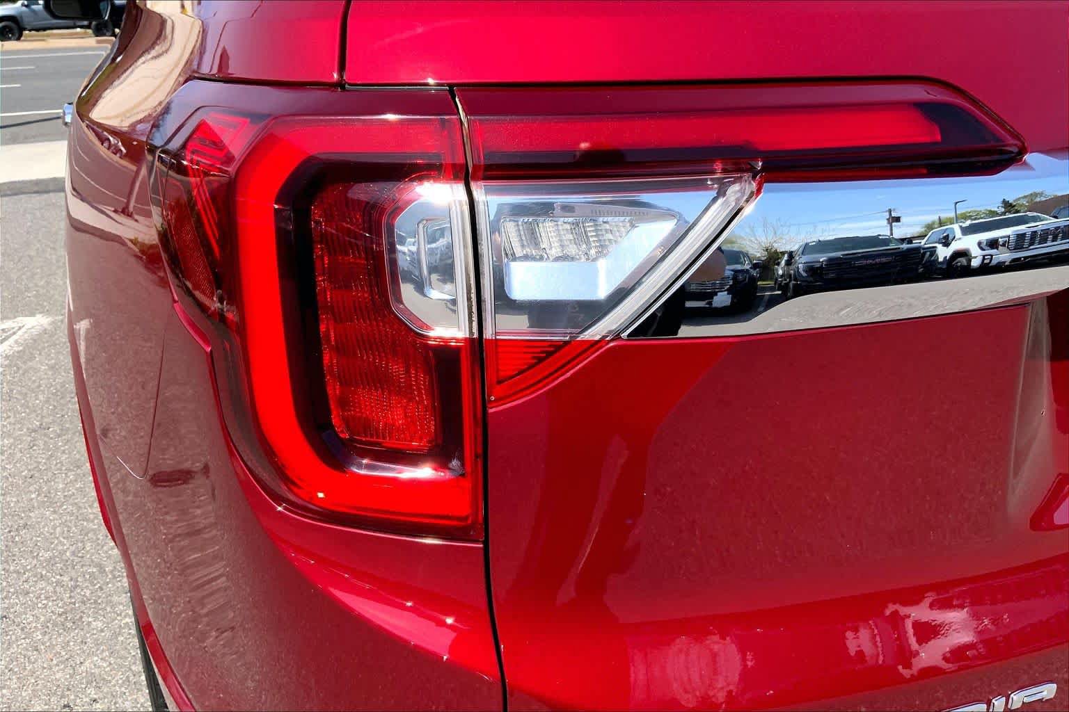 Used 2020 GMC Acadia Denali AWD/4WD image 27