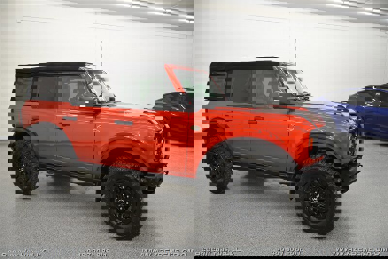 Used 2024 Ford Bronco Wildtrak image 7