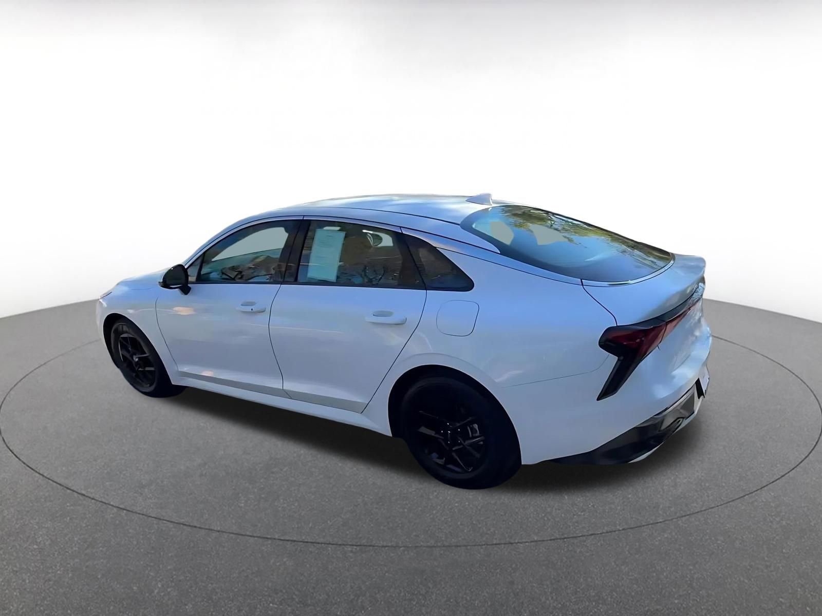 Used 2025 Kia K5 LXS image 10