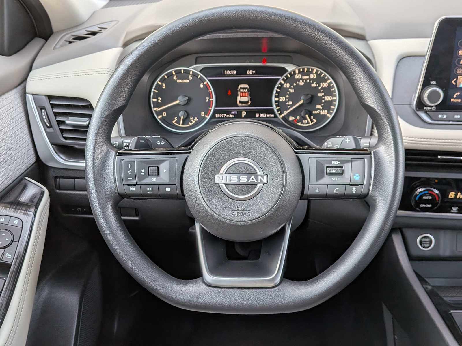 Used 2023 Nissan Rogue SV AWD/4WD image 22