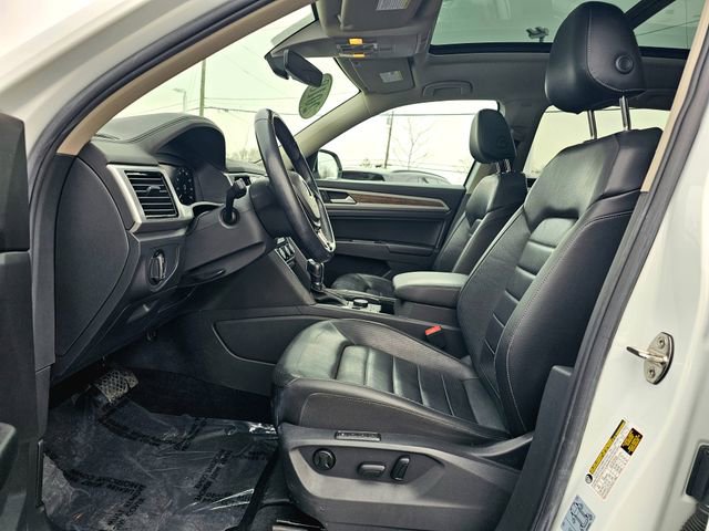 Used 2018 Volkswagen Atlas SEL Premium image 17