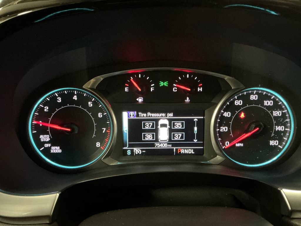 Used 2019 Chevrolet Traverse LT FWD image 22