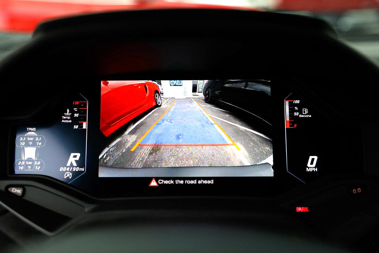Used 2023 Lamborghini Huracan Tecnica image 30